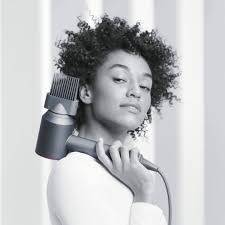 who-is-the-woman-in-the-dyson-commercial?
