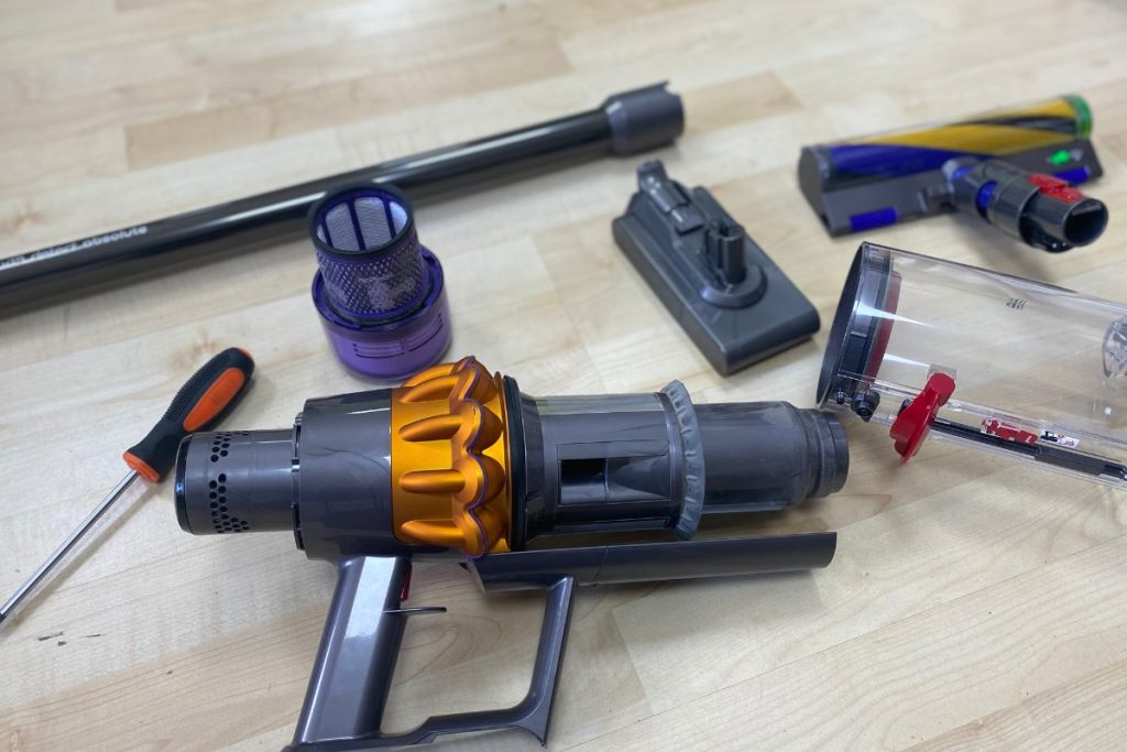 A Comprehensive Guide to Maintaining and Replacing Parts on Your Dyson Vacuum