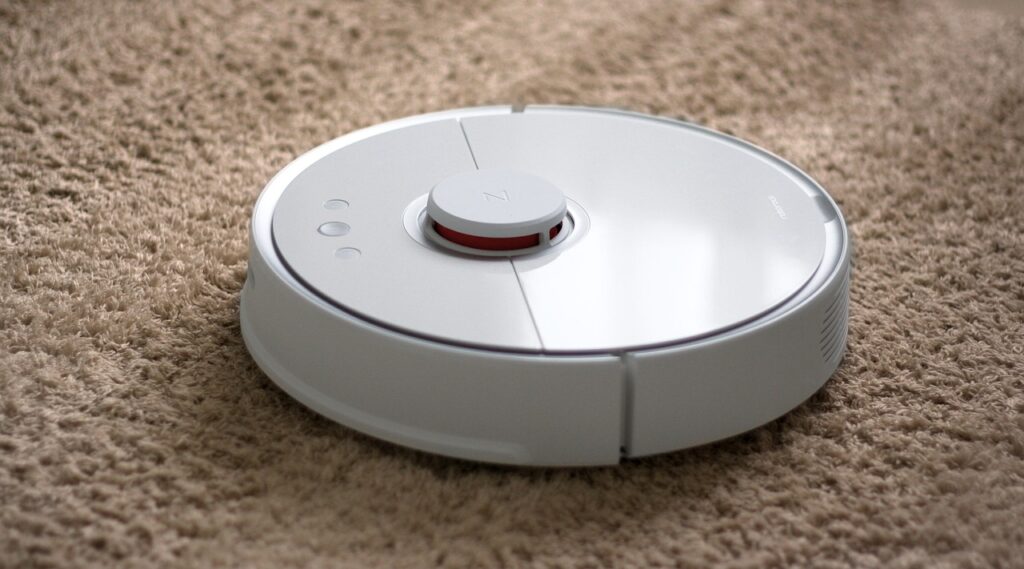 Irobot Roomba J7+ Vs Irobot Roomba I3 Specs
